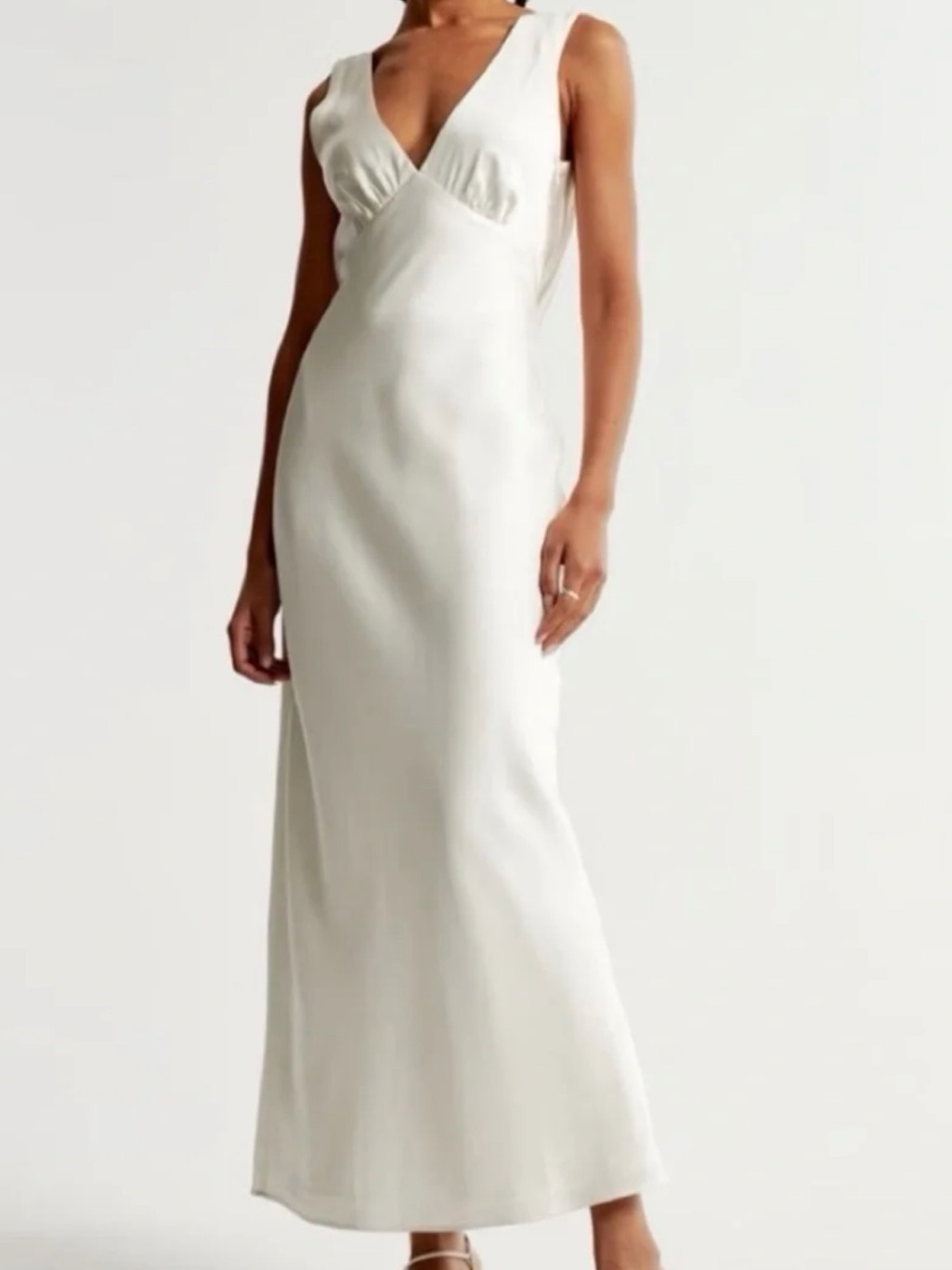 Abercrombie & Fitch Ivory V-Neck Maxi Dress